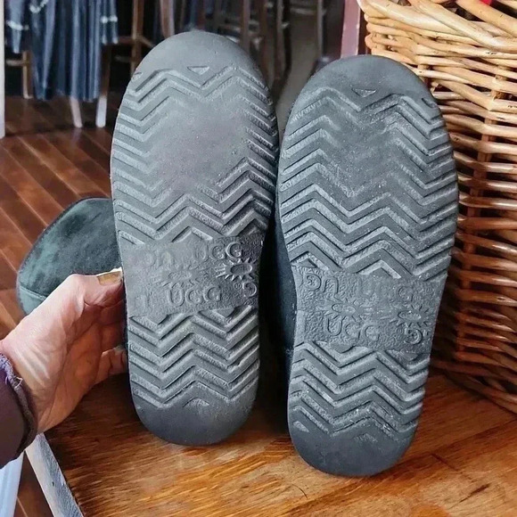 Ugg Classic Tall bmBoot Black size 5 - Picture 6 of 15